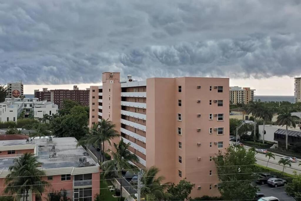 Beachway Per Ankh Pompano Beach Exterior photo