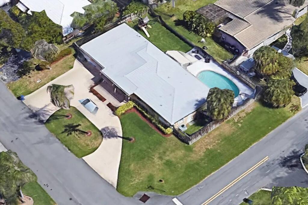 Beachway Per Ankh Pompano Beach Exterior photo